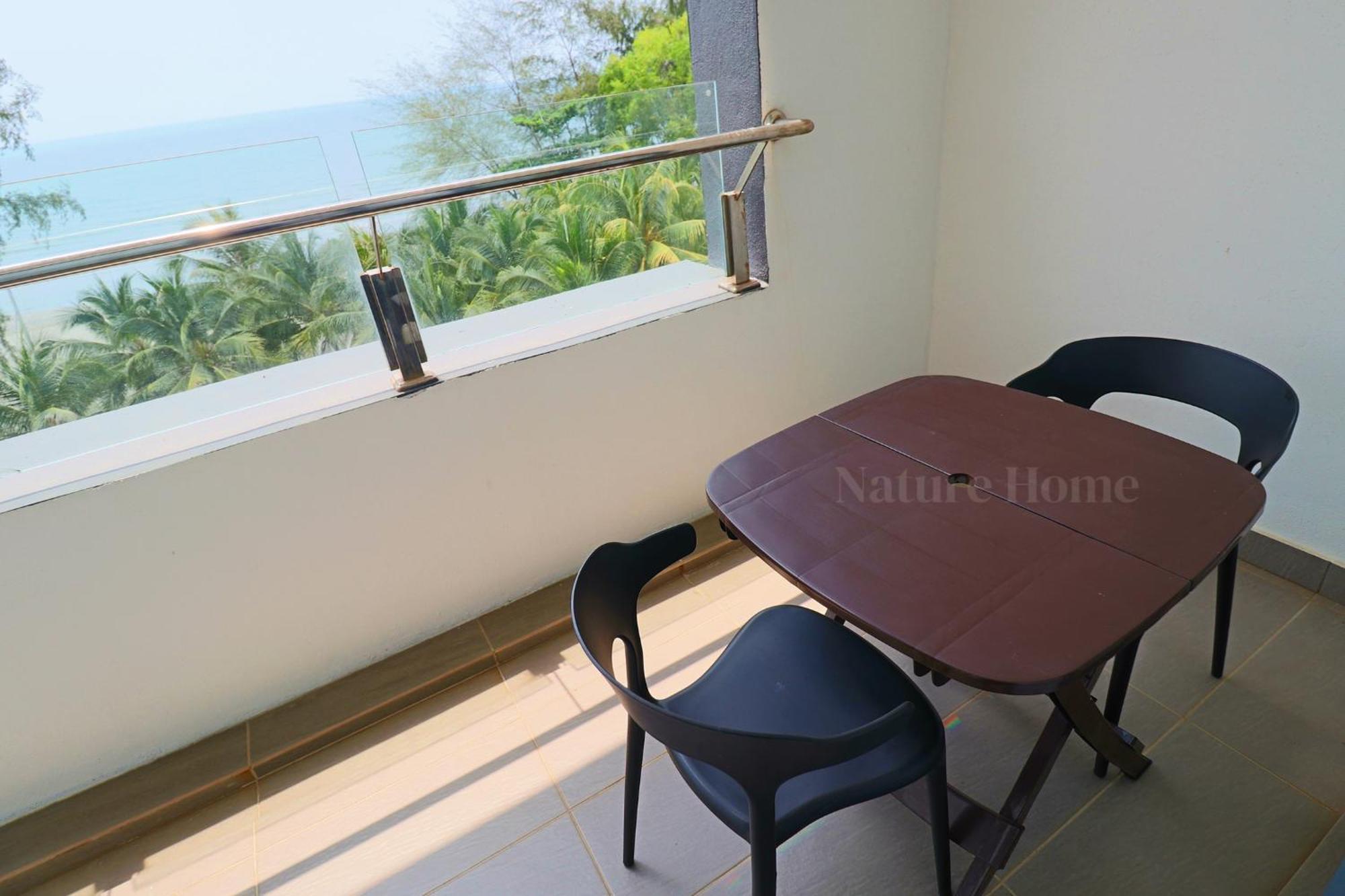 Nature Home 2 - Swiss Garden Resort Residences Beachfront Villa Kuantan Exterior photo