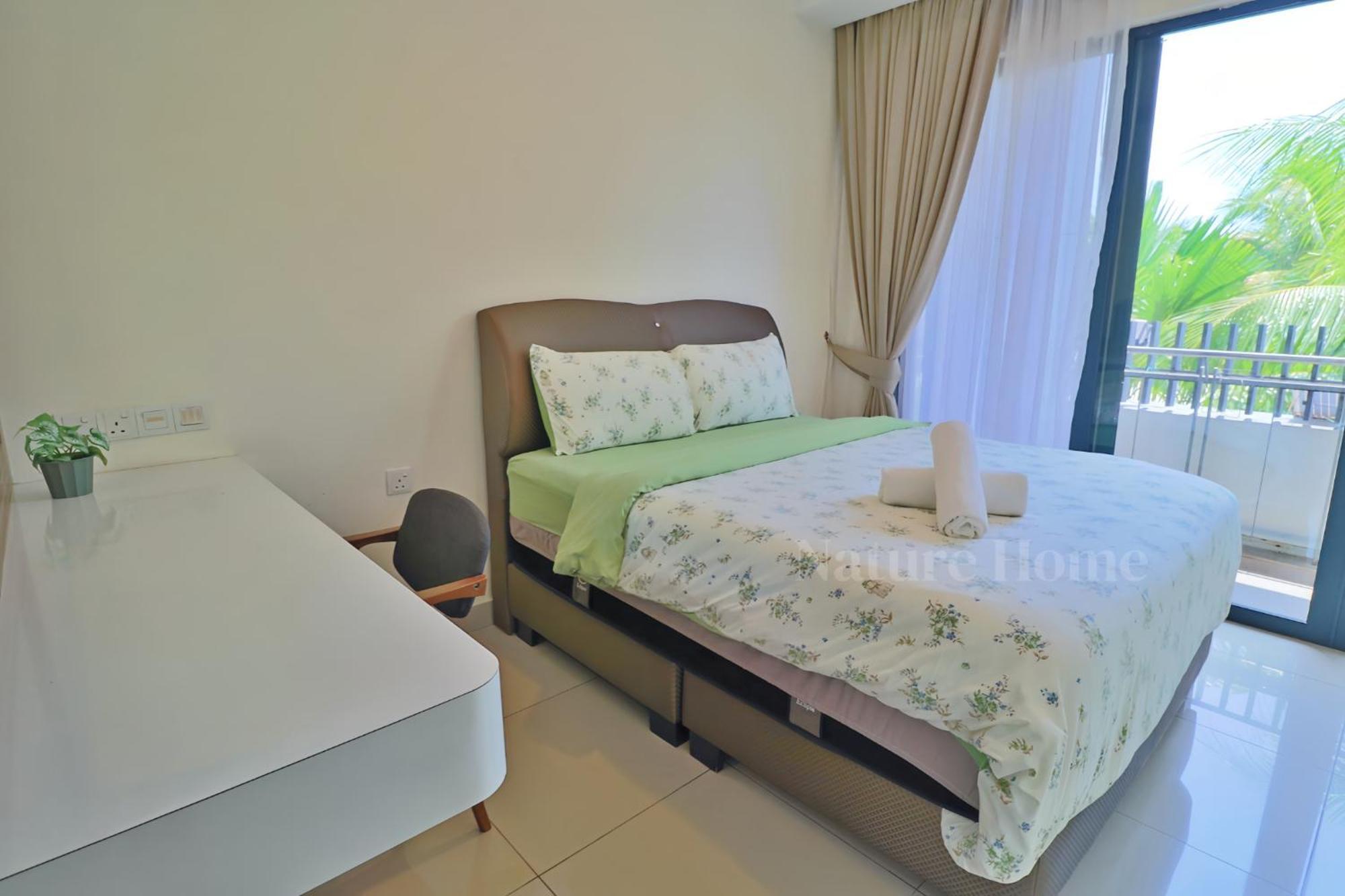 Nature Home 2 - Swiss Garden Resort Residences Beachfront Villa Kuantan Exterior photo